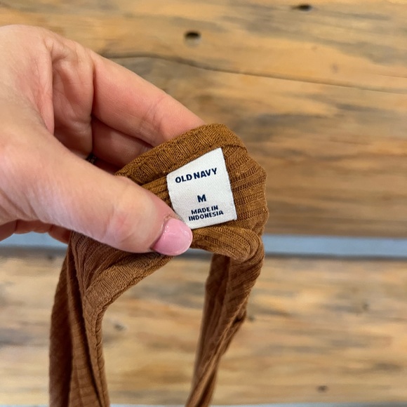 Old Navy Sleeveless Cross-Back Rib-Knit Midi Shift Dress - Picture 3 of 3